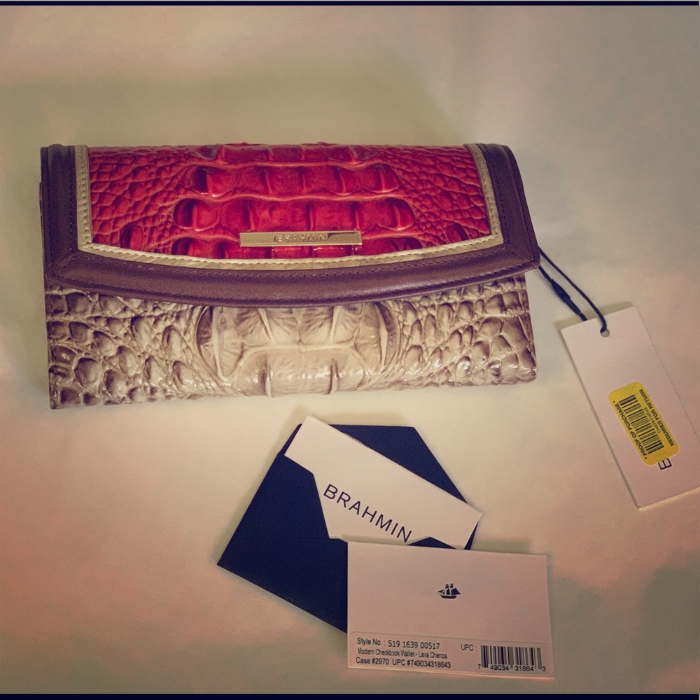 Brahmin LG checkbook wallet! - Picture 4 of 8